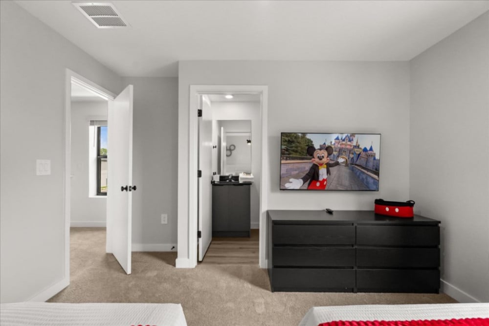 The Hub at Westside 11