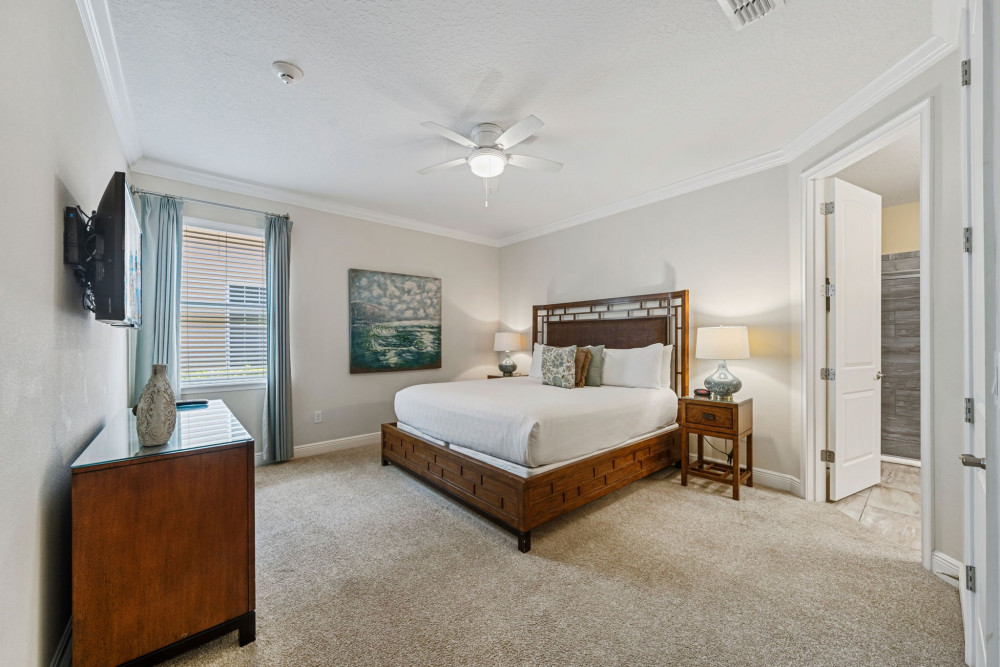 Reunion Resort 892