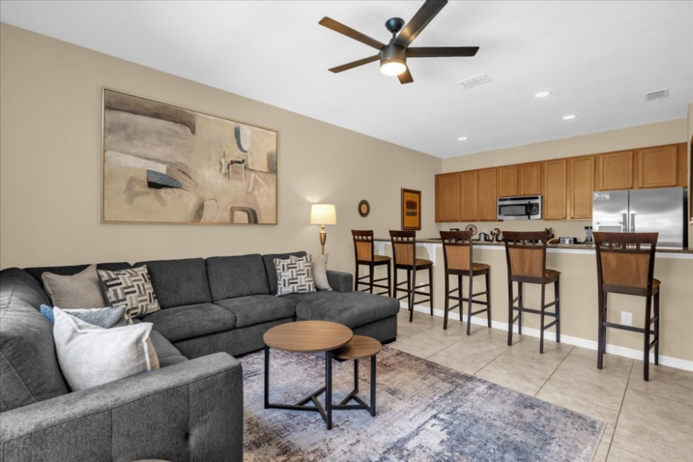 Paradise Palms Resort 99