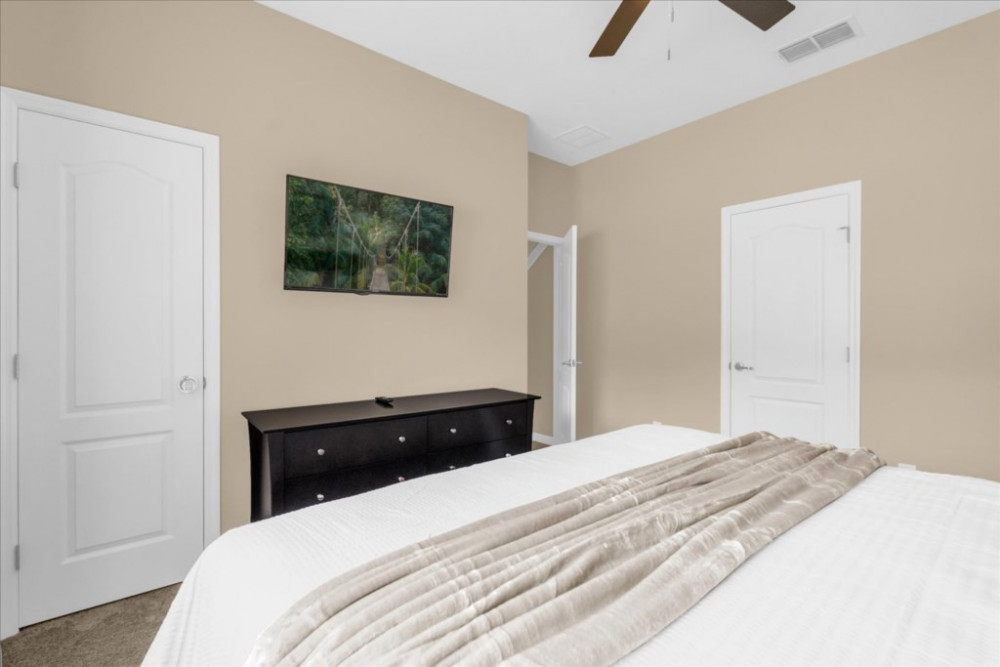 Paradise Palms Resort 99