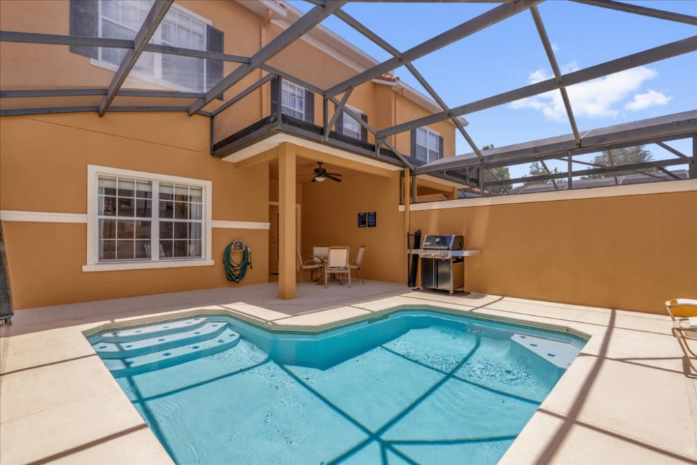 Paradise Palms Resort 99