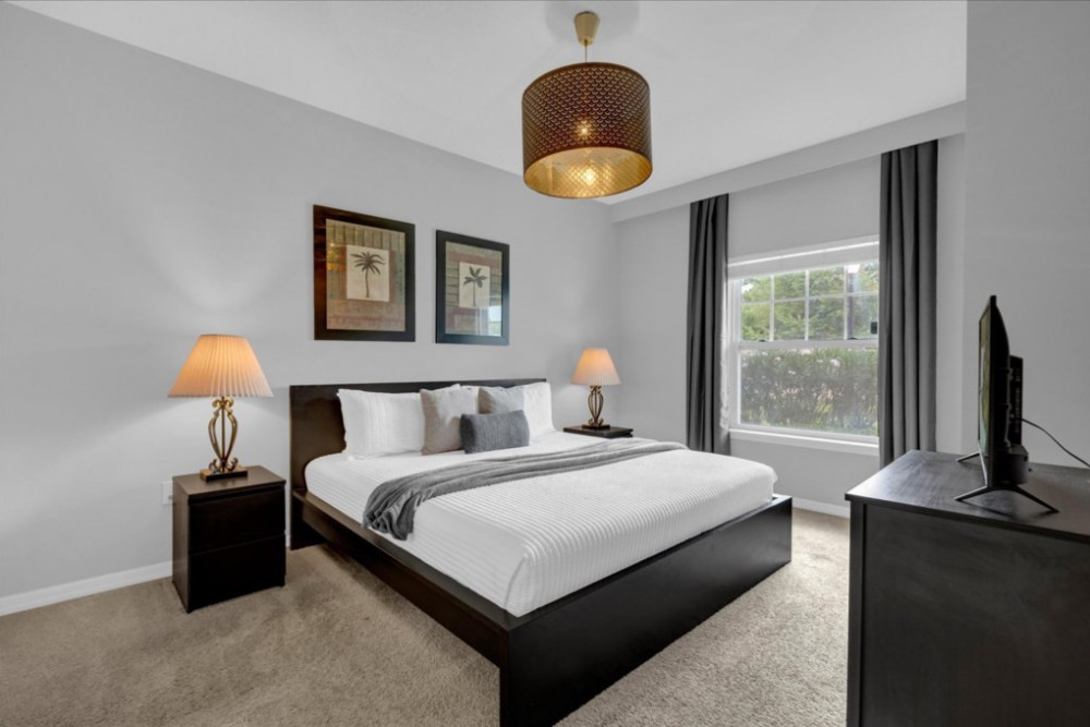 West Lucaya Village 32