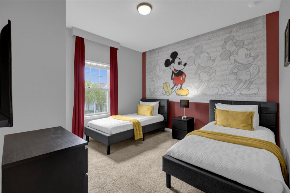 West Lucaya Village 32