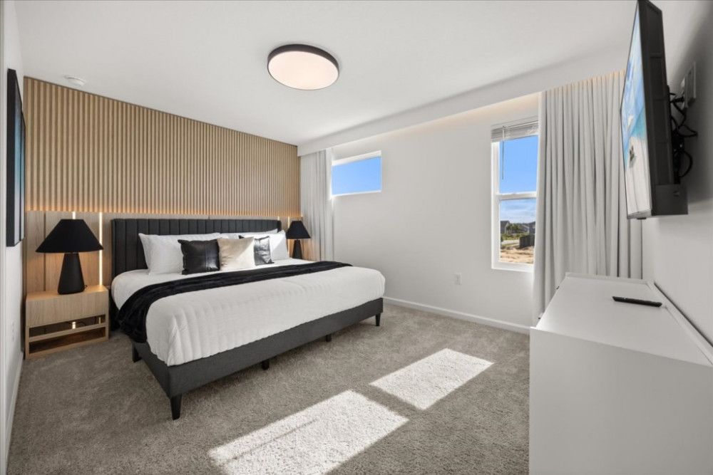 Solara Resort 631