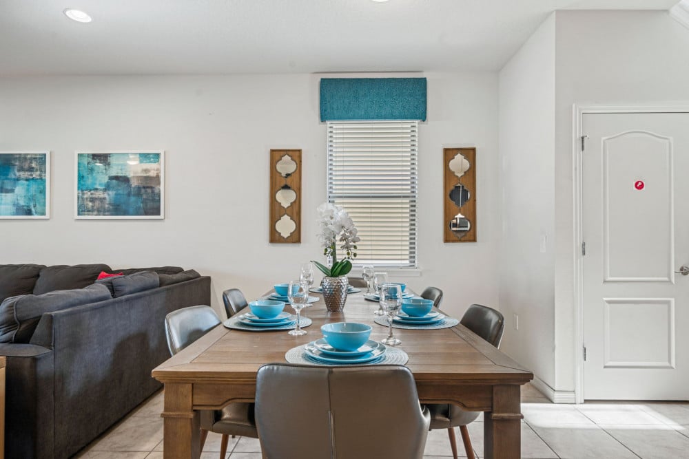 Windsor at Westside 1400