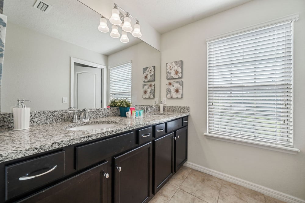 Windsor at Westside 1400