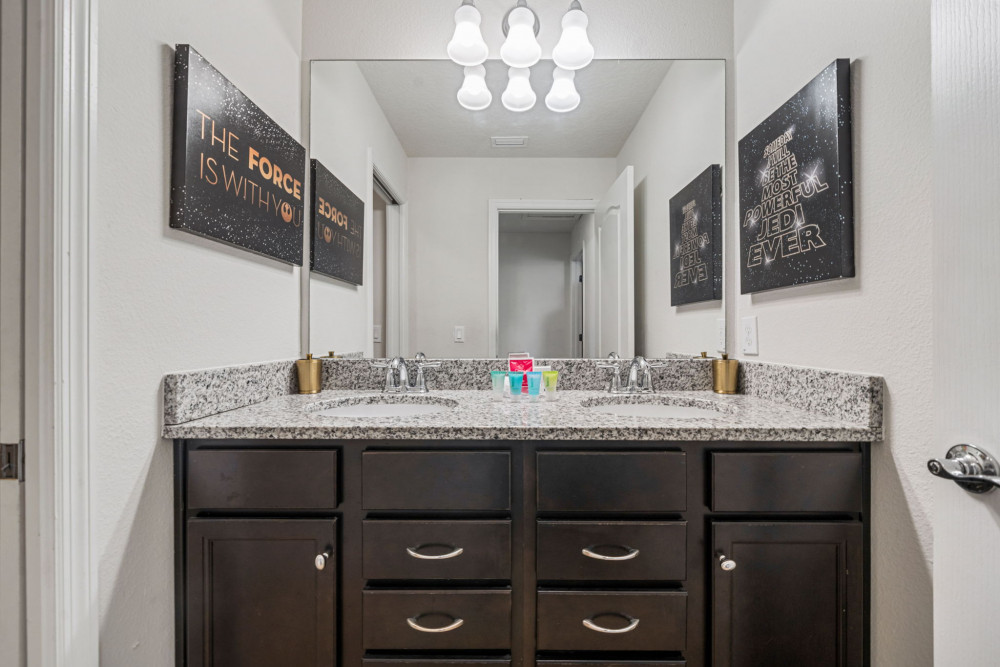 Windsor at Westside 1400