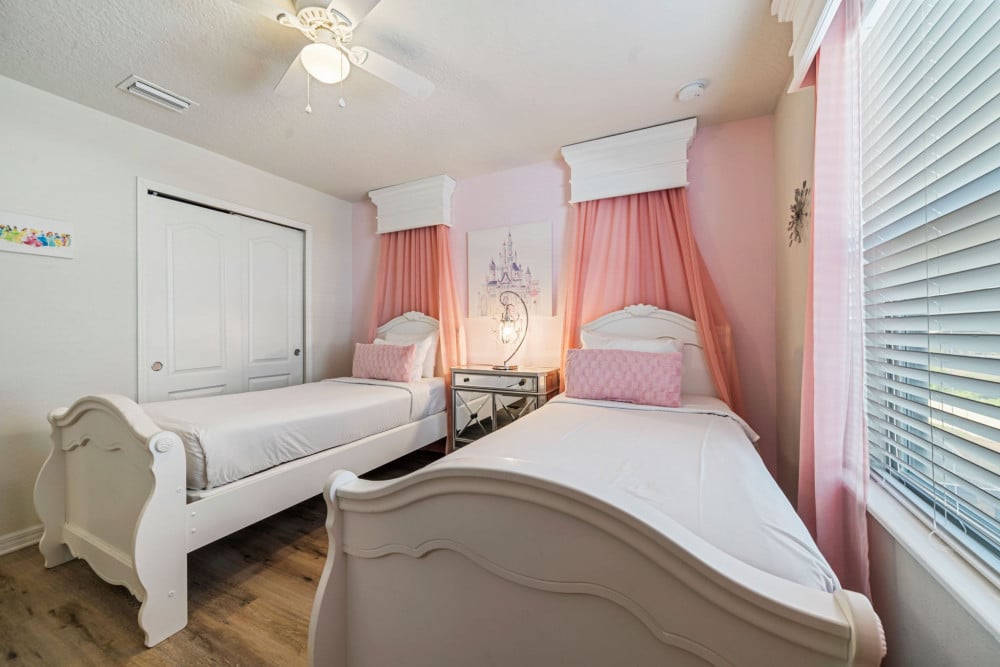 Windsor at Westside 1400