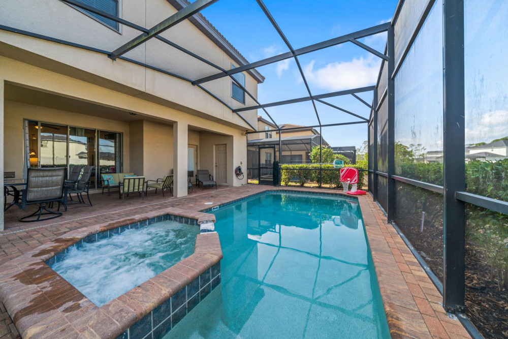 Windsor at Westside 1400