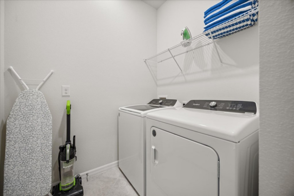 Windsor Cay 178