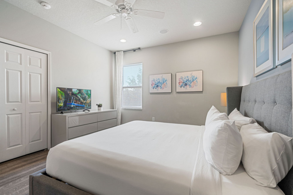 Solterra Resort 432