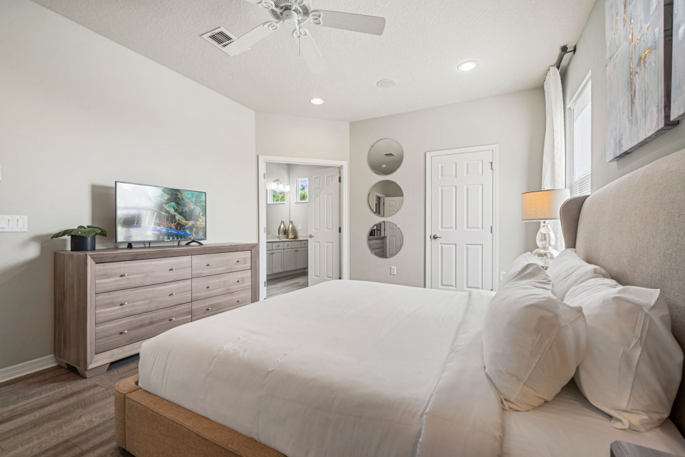 Solterra Resort 432