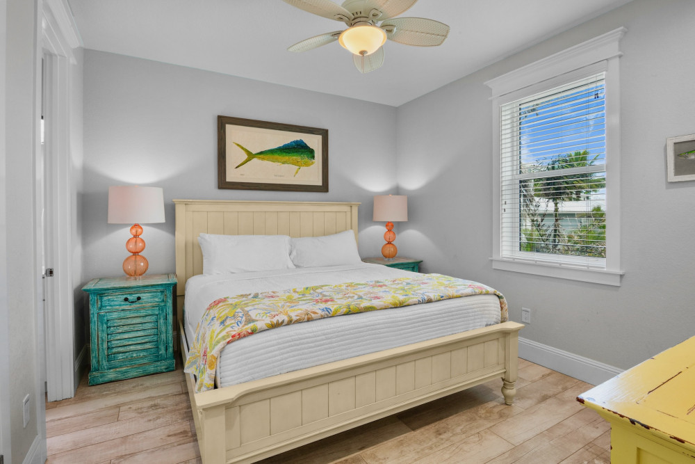 Holmes Beach 187