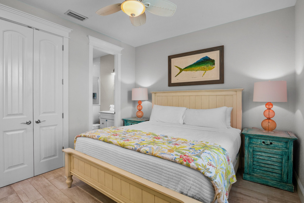 Holmes Beach 187