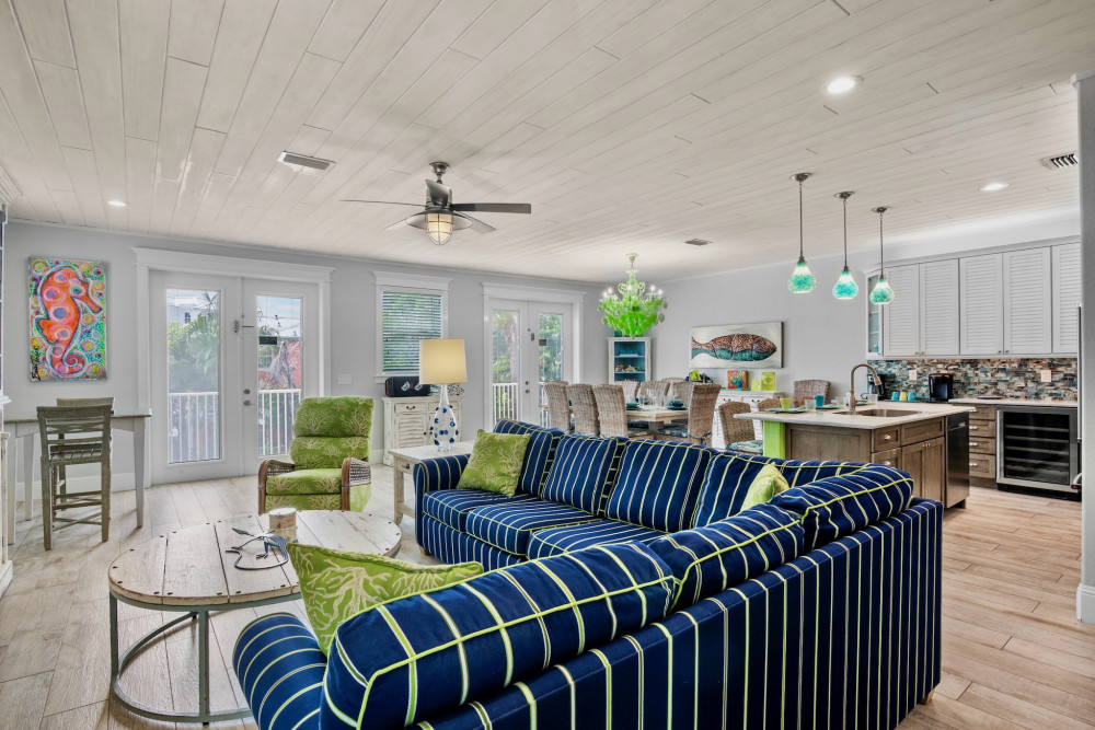 Holmes Beach 187