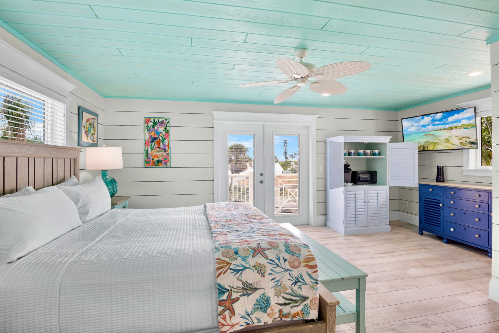 Holmes Beach 187