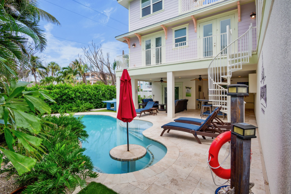 Holmes Beach 187