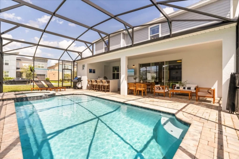 Solara Resort 324