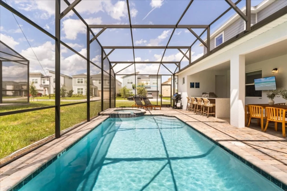 Solara Resort 324