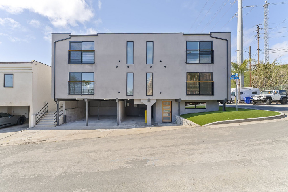 El Segundo 3