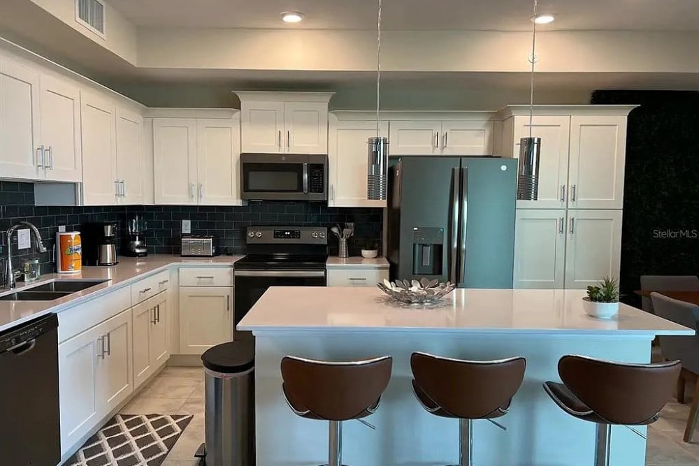 Storey Lake Resort 517