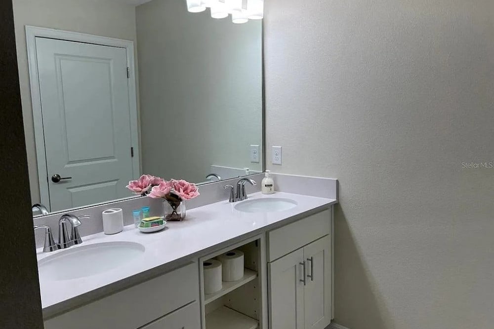 Storey Lake Resort 517