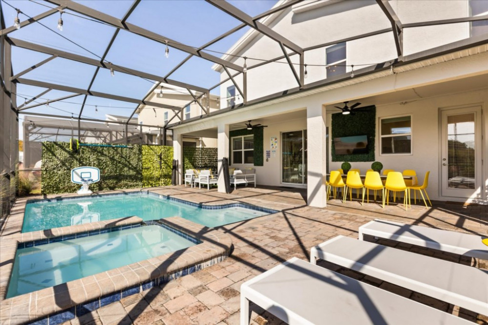 Storey Lake Resort 521