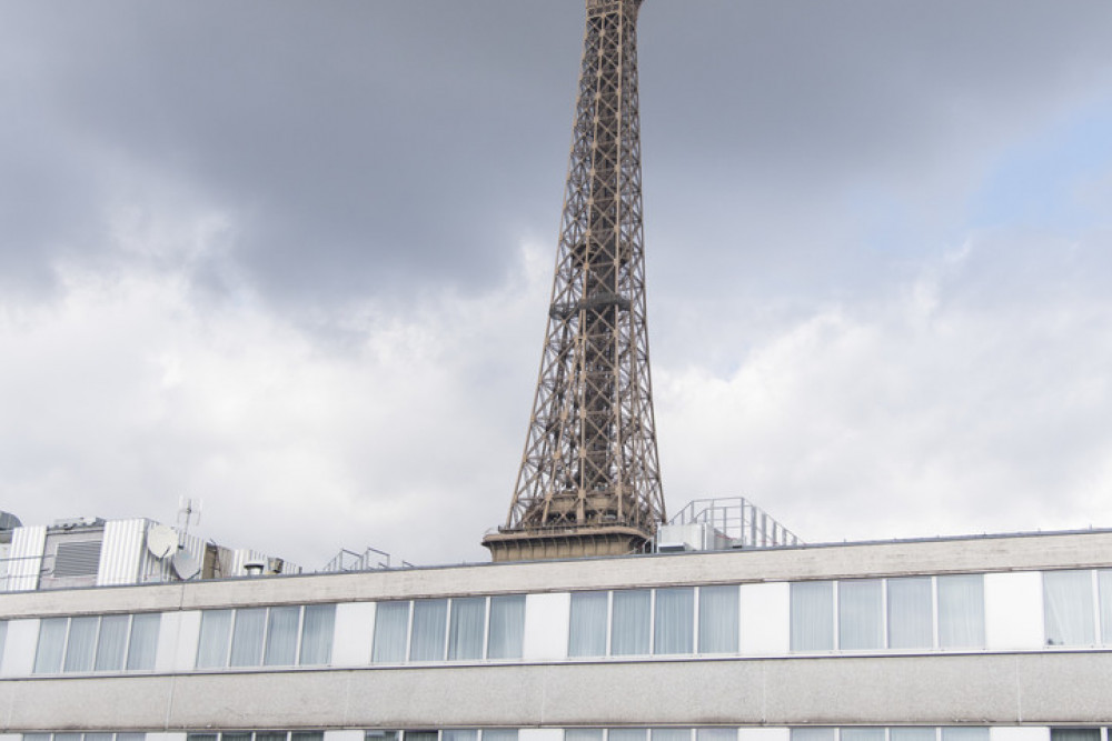 Steps from the Eiffel Tower