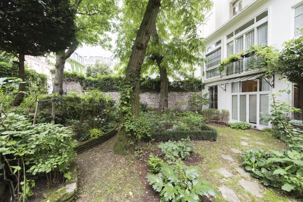 Antique Charm by Arc de Triomphe