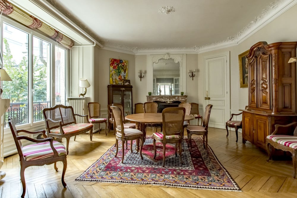 Enchanting Murals by Trocadero Gardens