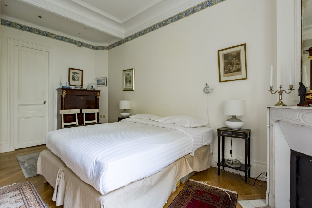 Enchanting Murals by Trocadero Gardens