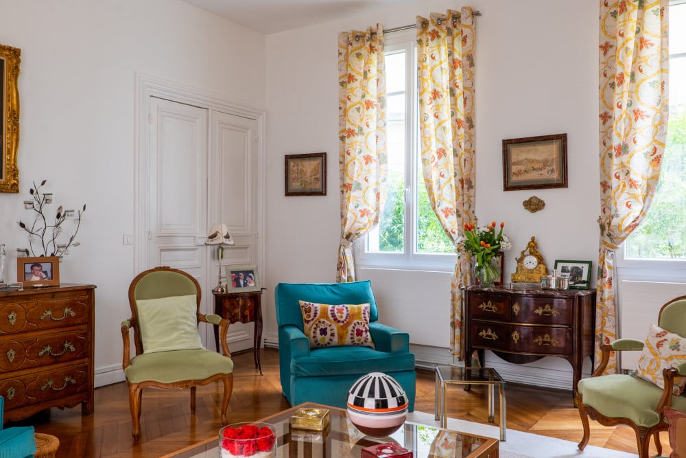 Postcards from the Eiffel Tower