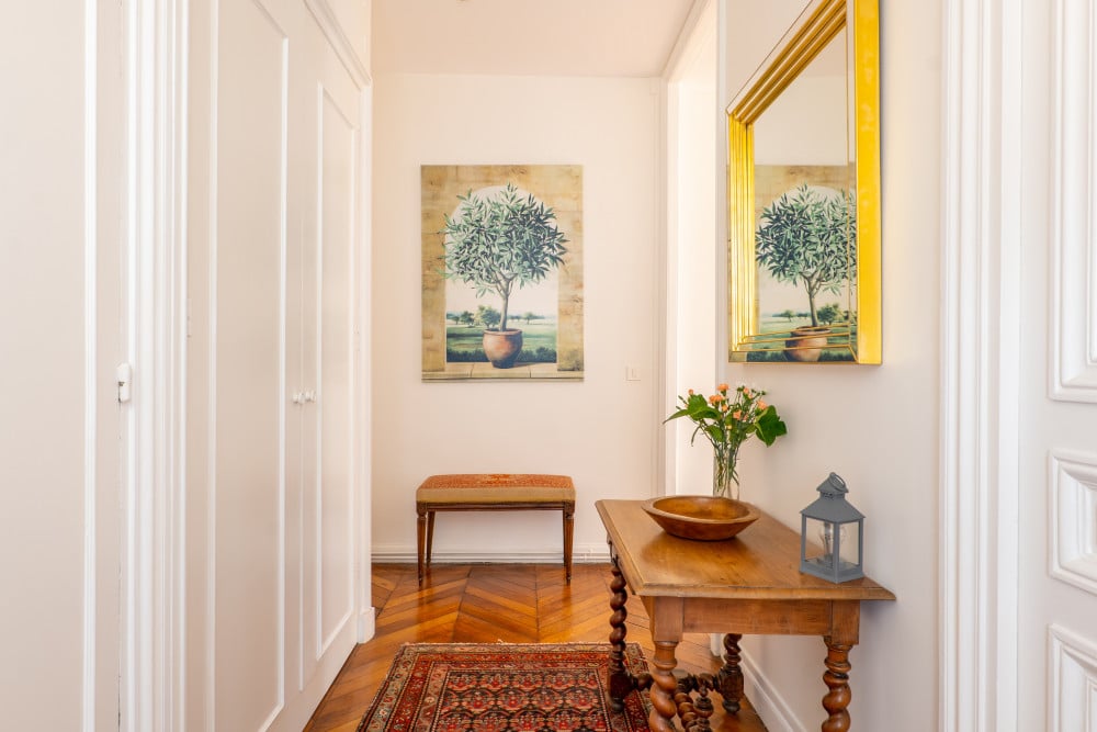 Postcards from the Eiffel Tower