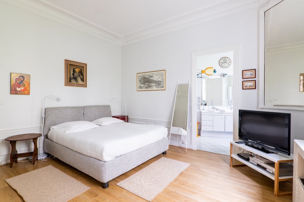 Postcards from the Eiffel Tower