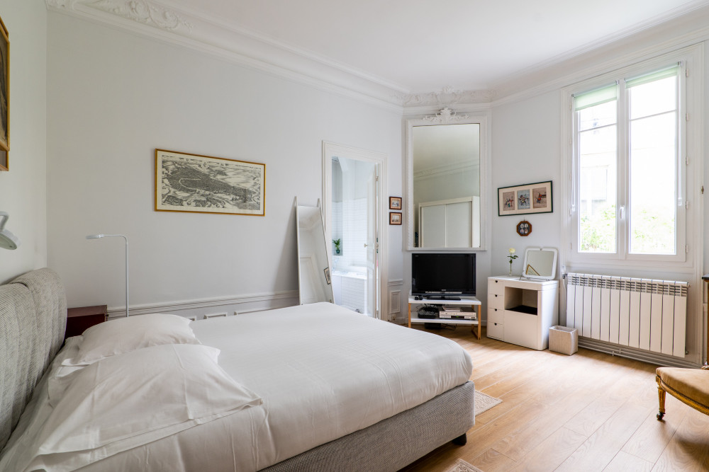 Postcards from the Eiffel Tower