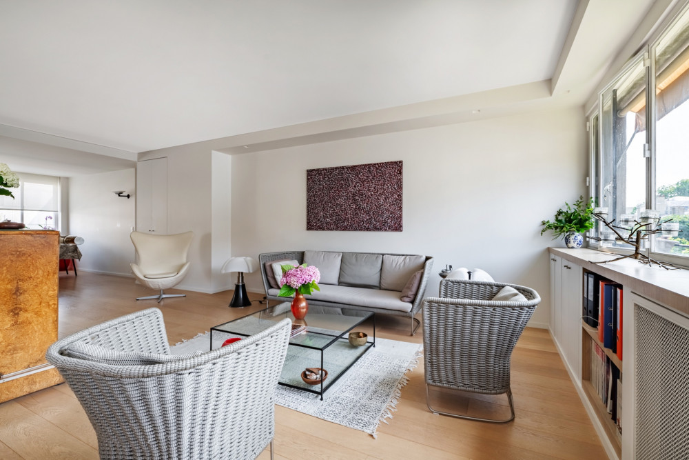 Contemporary Heights