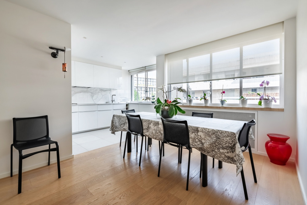 Contemporary Heights