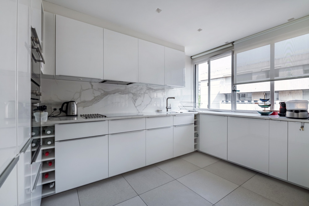 Contemporary Heights