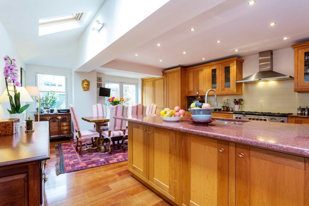 Rose-Tinted Charm - Wimbledon