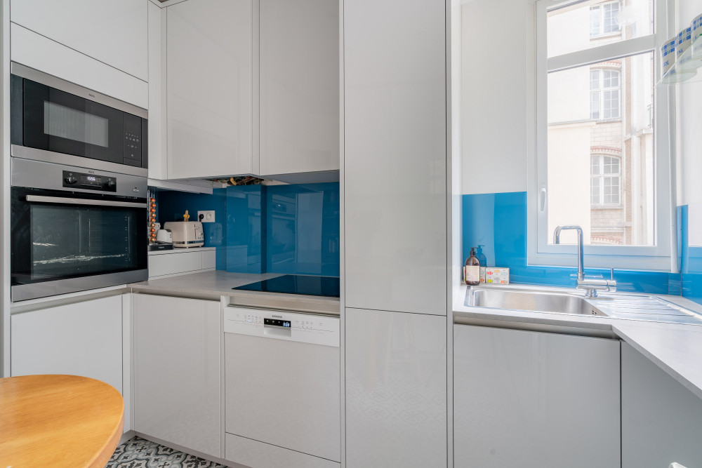 Père-Lachaise Chronicles