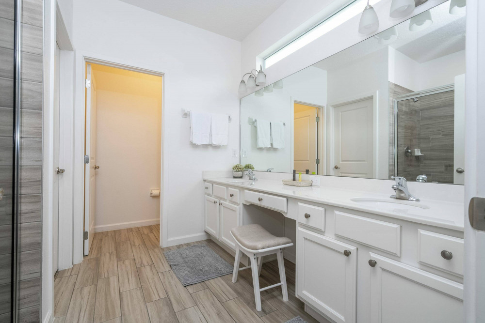 Bella Vida Resort 79