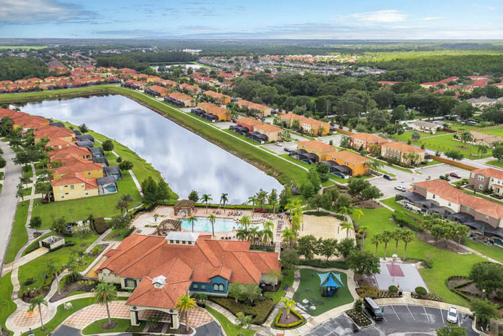 Bella Vida Resort 79