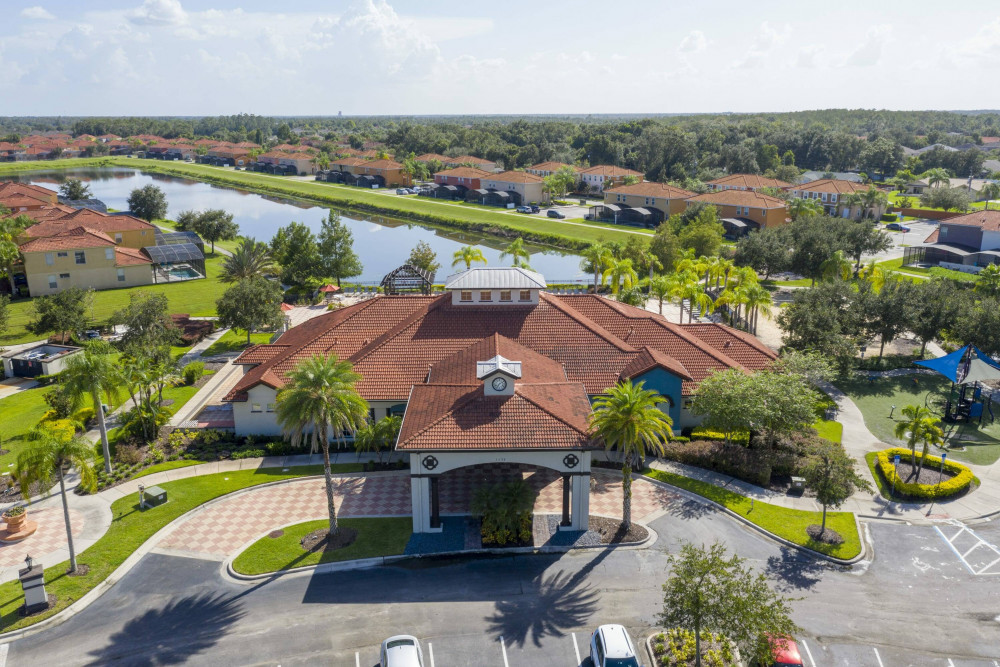 Bella Vida Resort 79