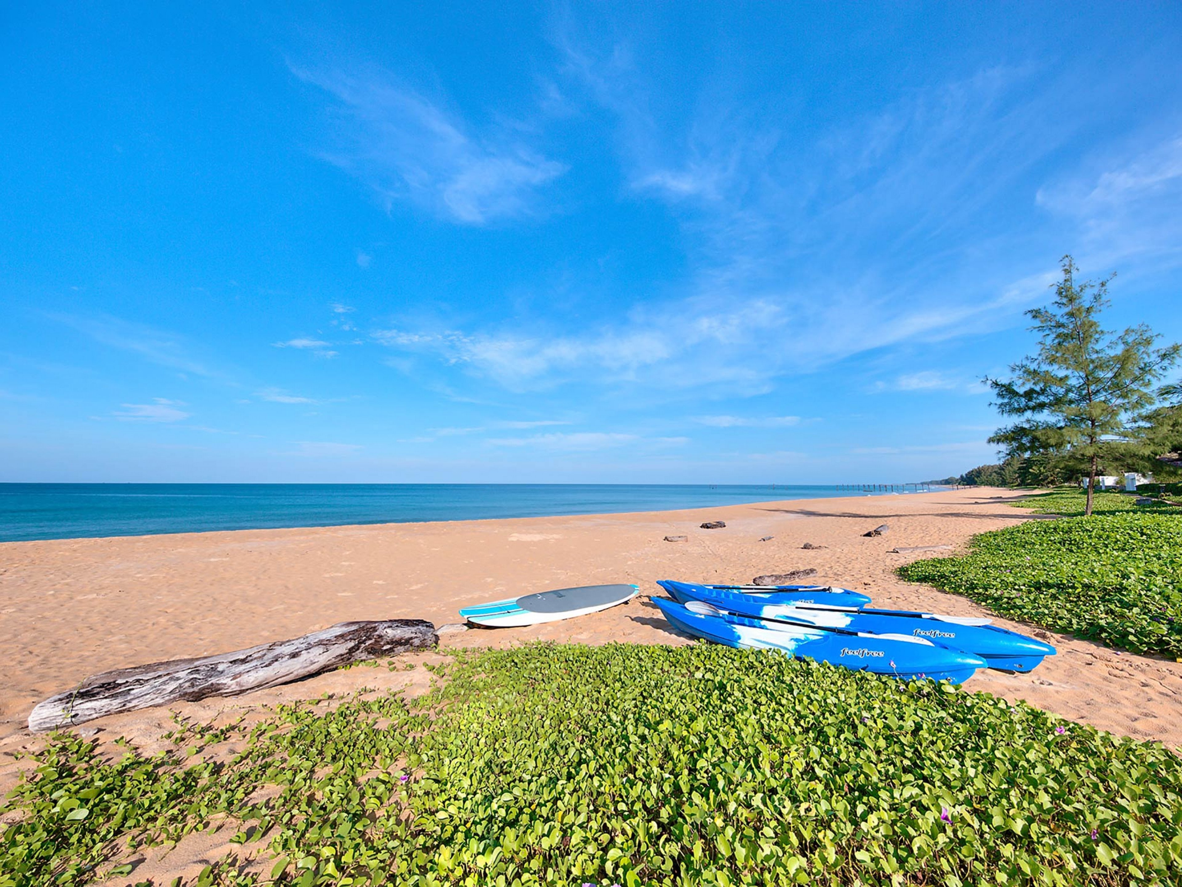 Phang Nga 7408 Phuket beach villas