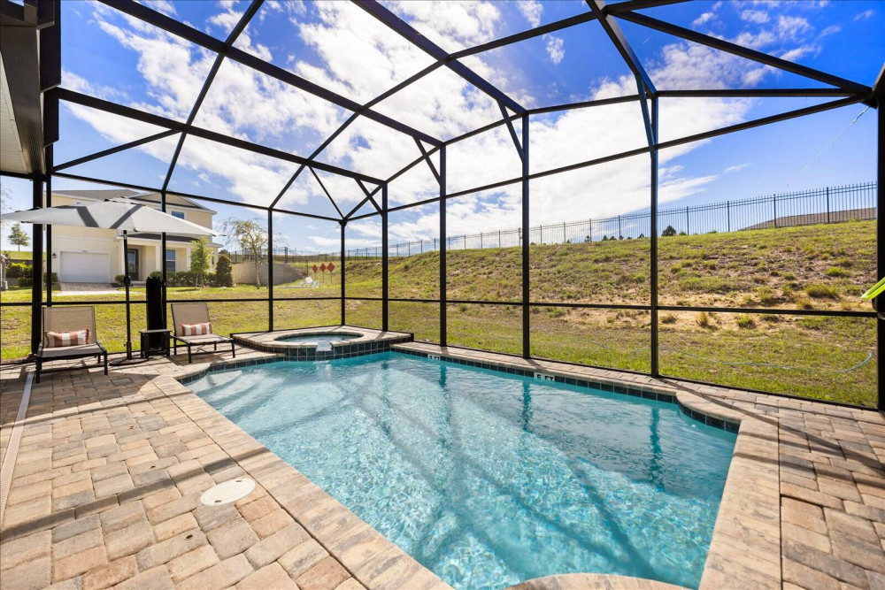 Solara Resort 339