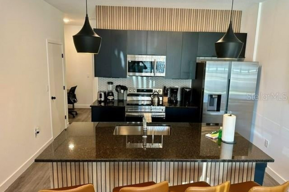 The Hub at Westside 12