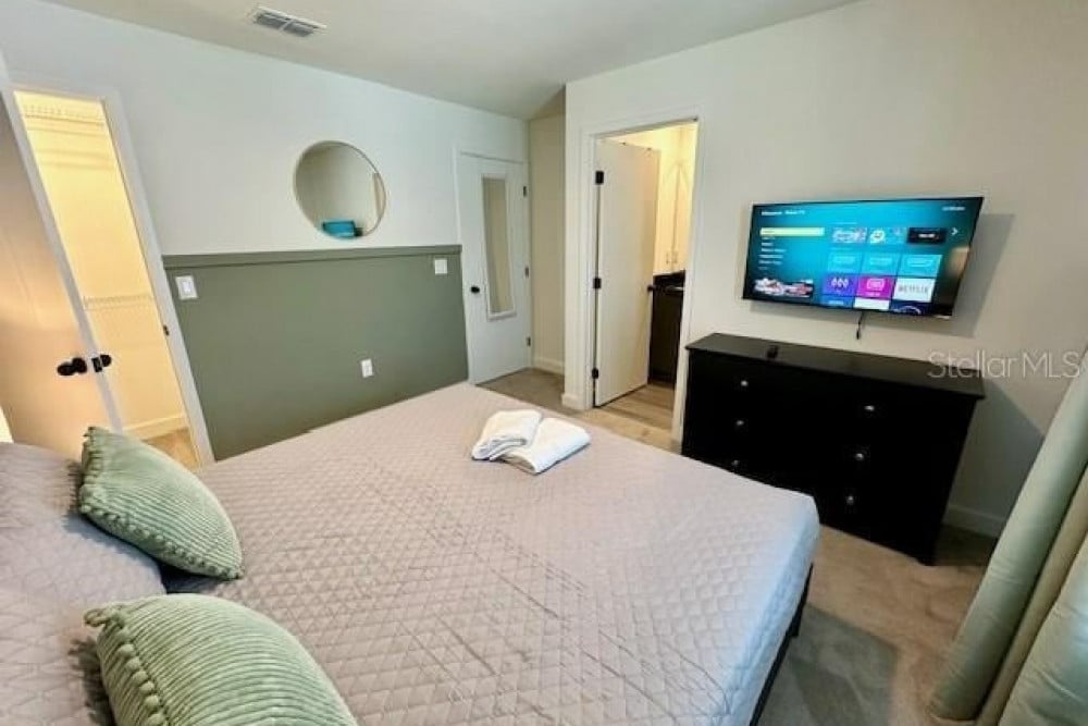 The Hub at Westside 12