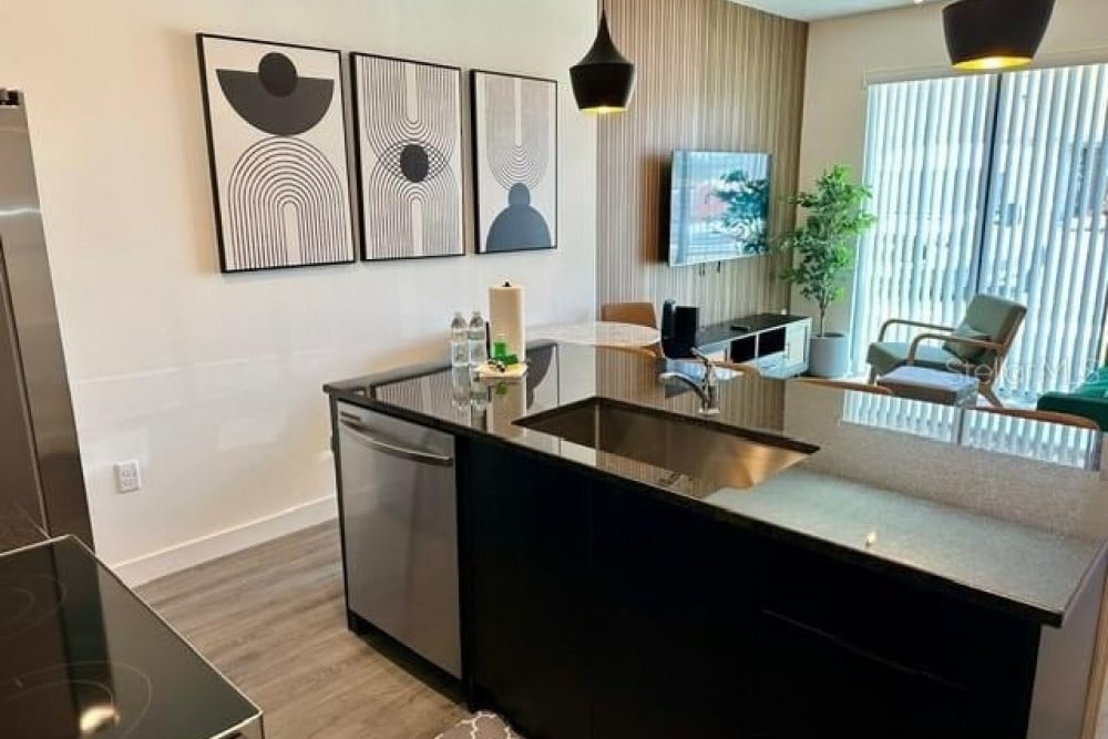 The Hub at Westside 12