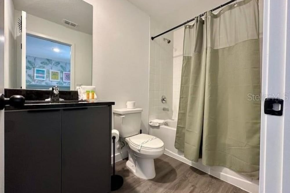 The Hub at Westside 12