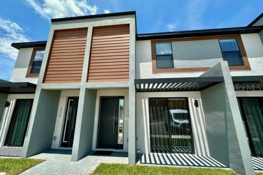 The Hub at Westside 12